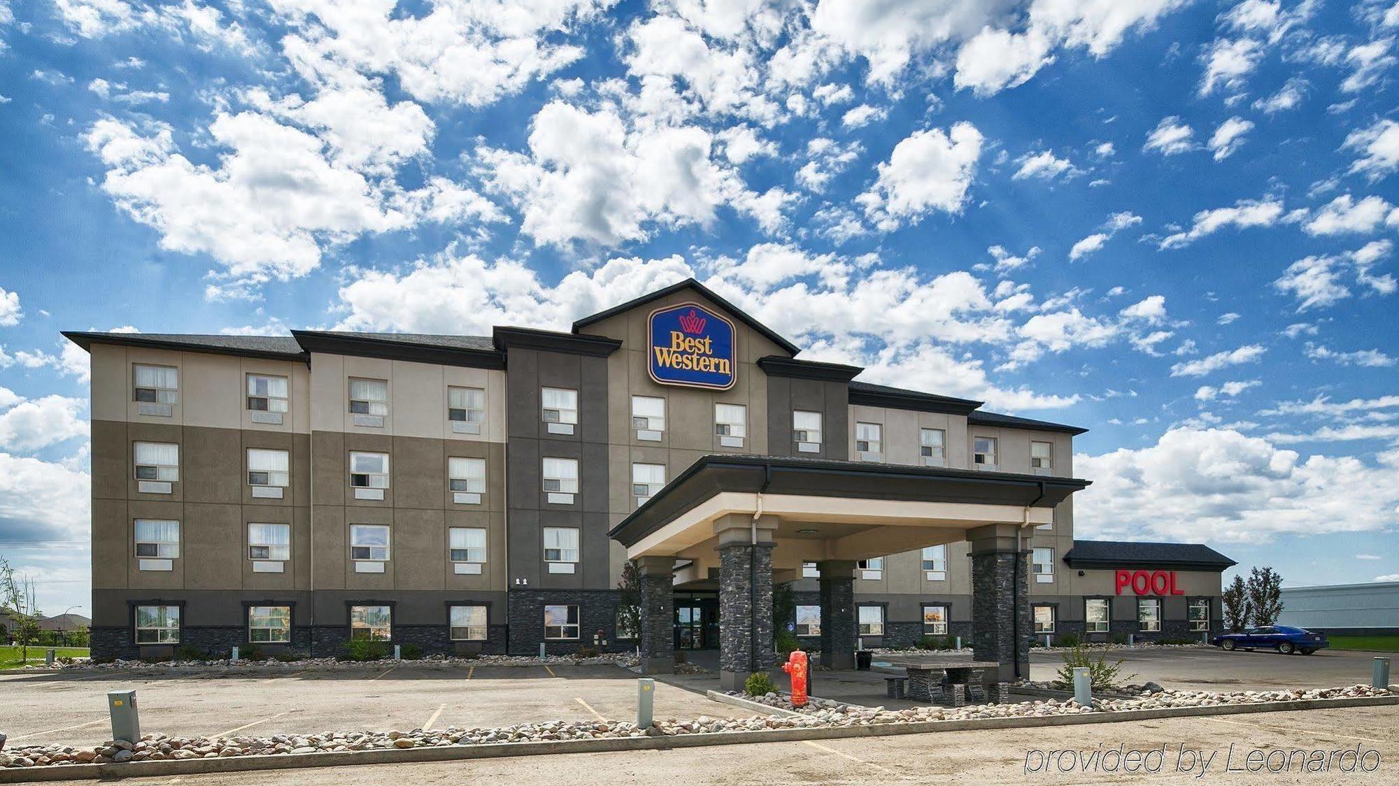Best Western Wainwright Inn & Suites Εξωτερικό φωτογραφία